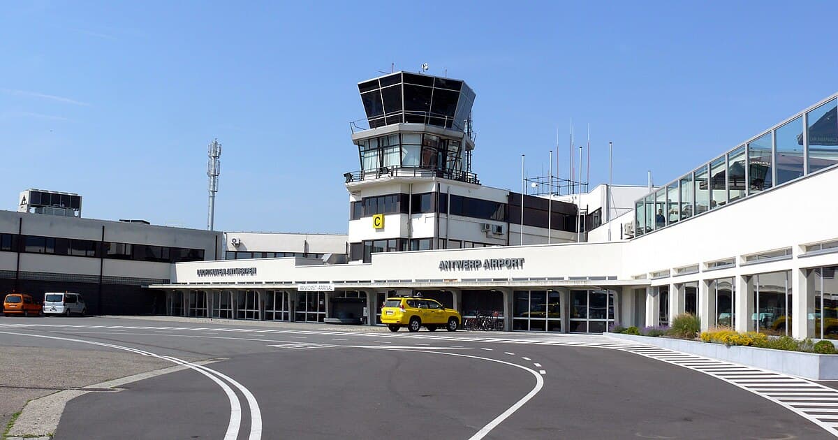 Antwerp Airport airport transfer
