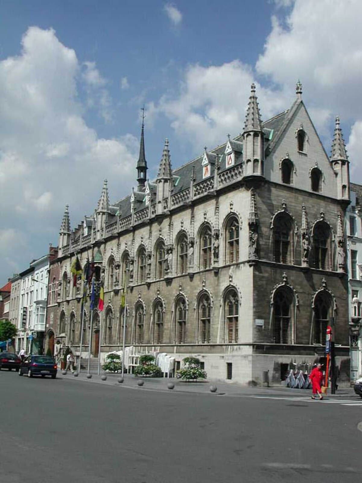 Kortrijk airport transfer